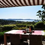 Abeille : Douces D'ete Avec Vue Villa Cavalaire-sur-Mer