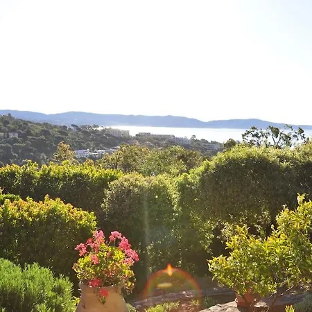 Βίλα Abeille : Douces D'ete Avec Vue Cavalaire-sur-Mer