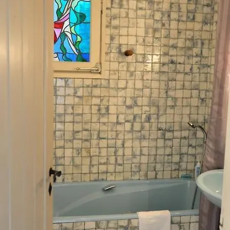 Abeille : Douces D'ete Avec Vue Villa Cavalaire-sur-Mer