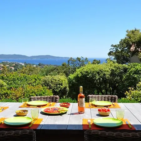 Abeille : Douces D'ete Avec Vue *